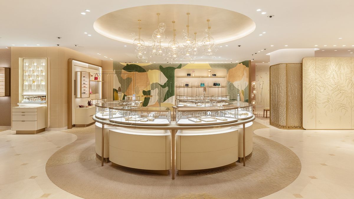 اجرای ویترین مغازه طلافروشی